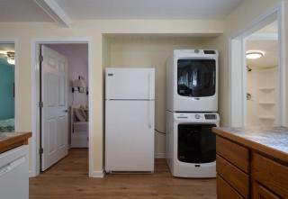 Morningside Vista Lake House-Idyllic Lakefront Home Dog-Friendly - 2