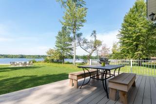 Sunset Shores Lake House-Lakefront Escape Great Room Fire Pit - 8