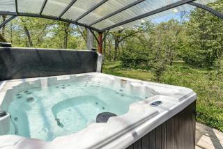 White Oaks Haven - Dog-Friendly Nature Escape with Hot Tub and Fire Pit - 8