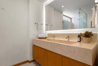 2BR condo in La Cruz with pool, balcony, AC, WiFi & kitchen - 7