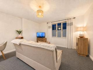 Cosy 1-Bed Apartment with FREE Parking Near Kelham Island - Hosted by StayHostSave - 3