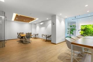 Luxury 2BR Lock-Off | Rooftop Pool | Golden Zone - 5
