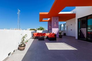 Studio with Private Balcony near Loan Depot Park - Miami - 1