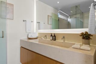 New Home 3BR condo near the ocean with pool, gym, AC, and full kitchen - 1
