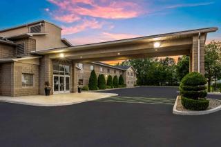 Days Inn by Wyndham Leamington - 0