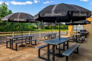 Days Inn by Wyndham Leamington - 4