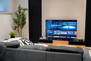 Luxury Leeds Centre Apartment 2BR 2 BATH - 1