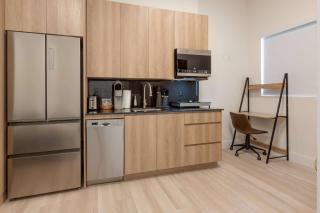 Bright Studio near Loan Depot Park and Downtown - 3