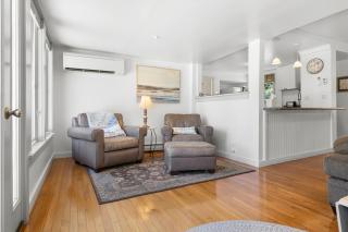 Lupine Cottage | Walk to Downtown Rockland + Harbo - 6