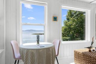 Camp Avaliz - Ocean-view for 2 with a queen bedroom, kitchenette, Wi-Fi and AC - 2