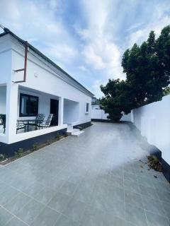 2 Beds Adama Space - Kerr Serign - 6