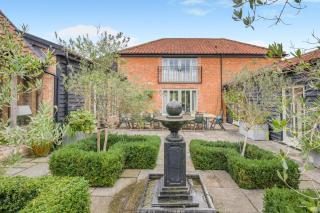 7 Bed in Aslacton oc-1895 - 2