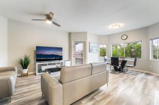 2BR | En-Suite Bath • Pool • Spa • Free Parking - 2