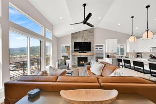 NEW 5 Bedroom House All Season Paradise Powder Mountain Views & Golfing - 4