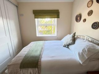The Railway Cottage - 3