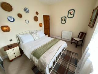 The Railway Cottage - 3