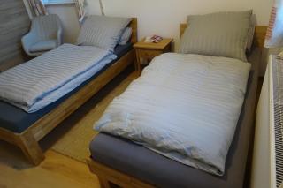 Doppelzimmer mit eigenem Bad - 7