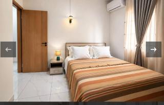 PrimoStay 3BR Pool Retreat Flic en Flac - 2