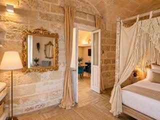 Suite Zorah - Jacuzzi Privata nel cuore del Centro Storico - 8