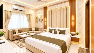 Hotel AP Bhakta Near Railway Station and Mahakar Temple, Ujjain - 1