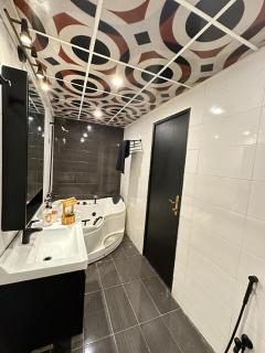 The Nova Loft, Luxe 2BHK, Game Room, 12 Guests - 3