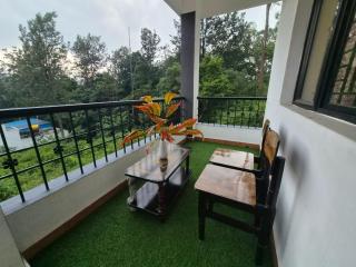 Misty Balcony Villa - 3