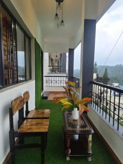Misty Balcony Villa - 0