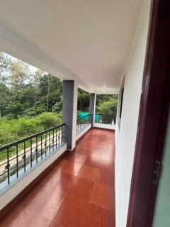 Misty Balcony Villa - 4