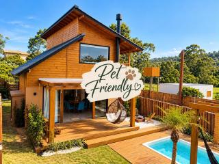 Casa com Banheira, Piscina e Quadra de Areia - 0