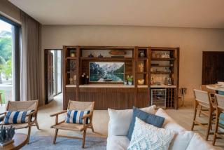 Artila 6BR Beachfront Steps from Caribbean Blue - 3