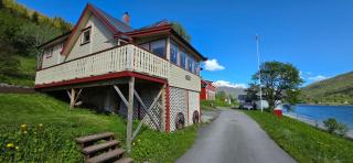 Historic farmhouse, Northern Lights near Tromsø - 8