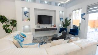 Sleeps 12, Pool, Walk to Beach townhouse - 7