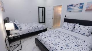 Sleeps 12, Pool, Walk to Beach townhouse - 4