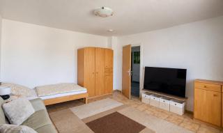 Apartment mit Balkon - Schwanstetten im Fränkischen Seenland - 0