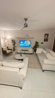 Crescent pearl - 8