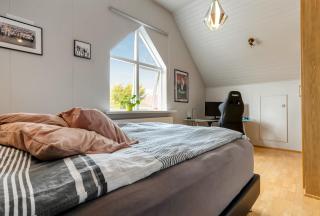 3-Bedroom Scandinavian Home near Sky Lagoon with Hot Tub and Garden - 9