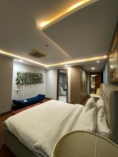 Landmark suites - 7