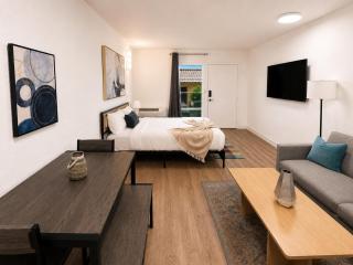 Sleepover Studio Apartments Austin Texas - 9