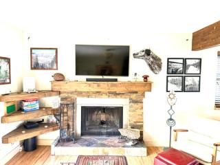 Park City 2BR/2BA-Hot Tub-Walk to PCMR & Main St - 2