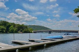 Pinnacle Paradise! Hot Tub! Dock Slip included! - Swanton - 9