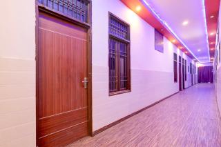 Hotel O by OYO Dariya Railway Station Formerly RR Villa - 9