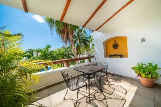 3BR Tropical Villa in Playacar - 1