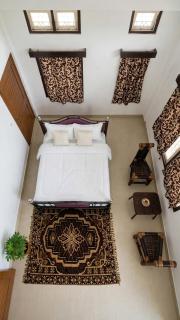Vandara Oasis - AC room with King Size Bed - 3