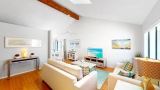 Beach Rd 300ft to Beach Access and 500ft to Siesta Key Village 2bdr - 0