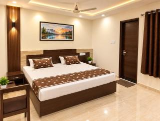 Hotel D-dhish Premium Near Mahakal Temple & Railway Station # Fully AC Room - Best Prime Location - 9