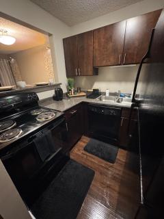Location! Walkable! King bed! Incredible views! - 7