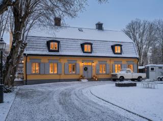 300 Year Old Mansion Villa in Solna Mall of Scandinavia - 6