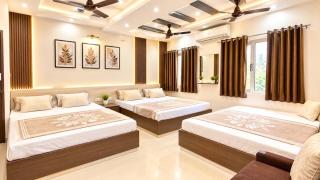 Hotel D-dhish Premium Near Mahakal Temple & Railway Station # Fully AC Room - Best Prime Location - 5