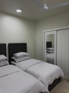 Cozy Beachside Room in Maafushi - 4