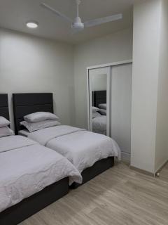 Cozy Beachside Room in Maafushi - 3